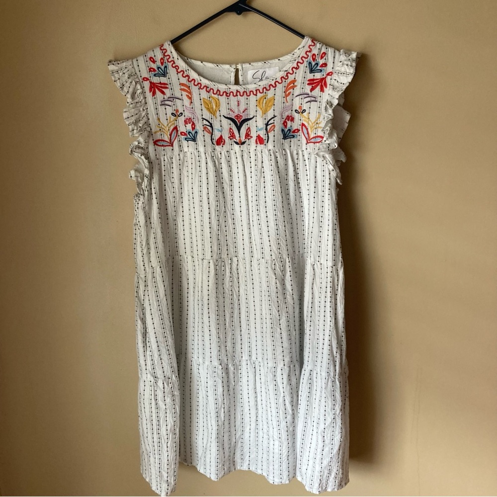 Shop Style Your Senses Women’s White Dress W/Floral Embroidery; Size S